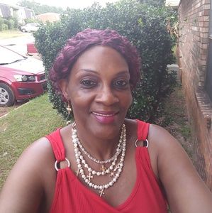 Meet your Posher, Deborah